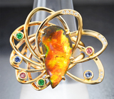 Золотое кольцо с ярким аммолитом аммонита 4,87 карата, россыпью сапфиров, цаворитов и бриллиантов