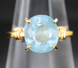 Золотое кольцо с пастельно-голубым аквамарином 2,86 карата