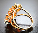 Золотое кольцо с ярчайшими мексиканскими огненными опалами 4,9 карата, уральскими изумрудами и бриллиантами