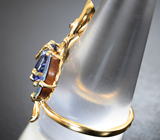 Золотое кольцо с австралийским дублет опалом 1,54 карата, полихромным танзанитом 2,07 карата, сапфирами, цаворитами и бриллиантами