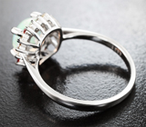 Превосходное серебряное кольцо с кристаллическим эфиопским опалом и сапфирами