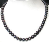 Ожерелье из натурального черного с радужным отливом жемчуга (Таити) 