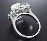 Серебряное кольцо с жемчугом, изумрудами и черными шпинелями Серебро 925